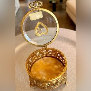 VTG 1960’s Filigree Beveled Glass Round Jewelry Trinket Box w/Original Sticker